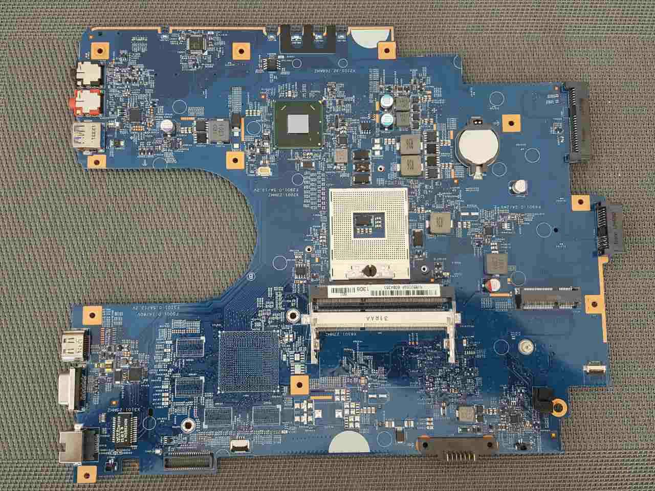 SONY VAIO SVE171G12M motherboard Z70CR MB S1204-2 48.4MR05.021 t